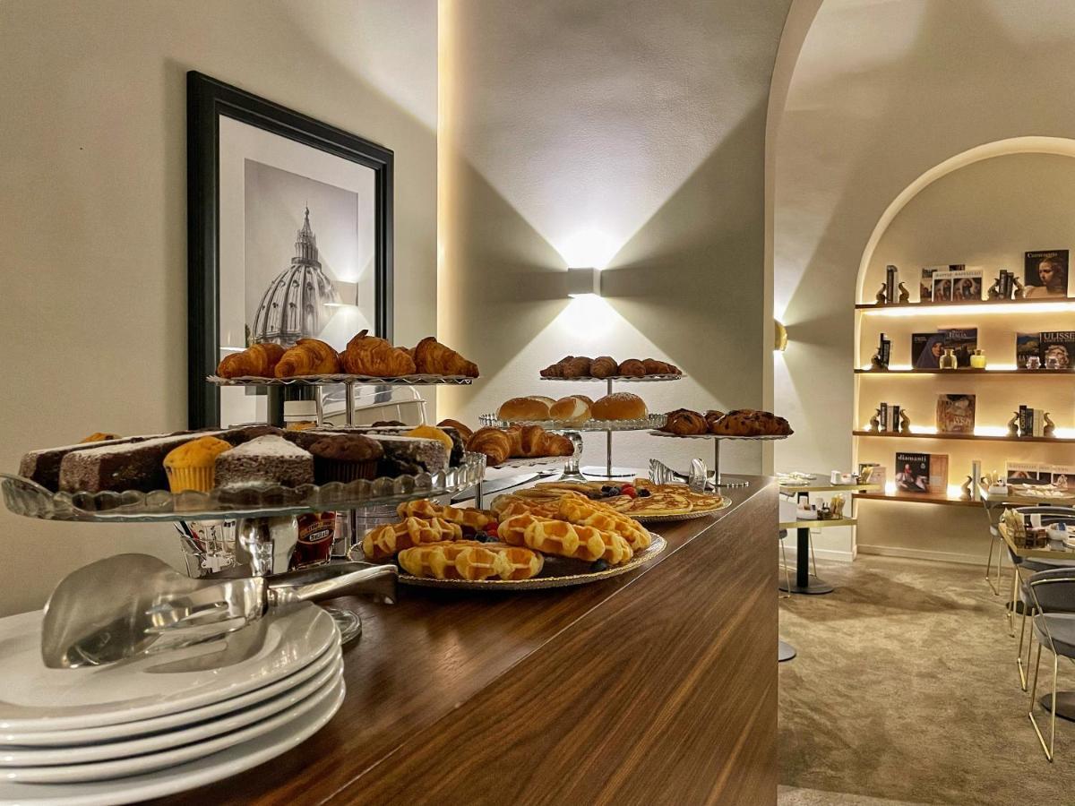 Hotel Antico Del Sole Al Pantheon 4*